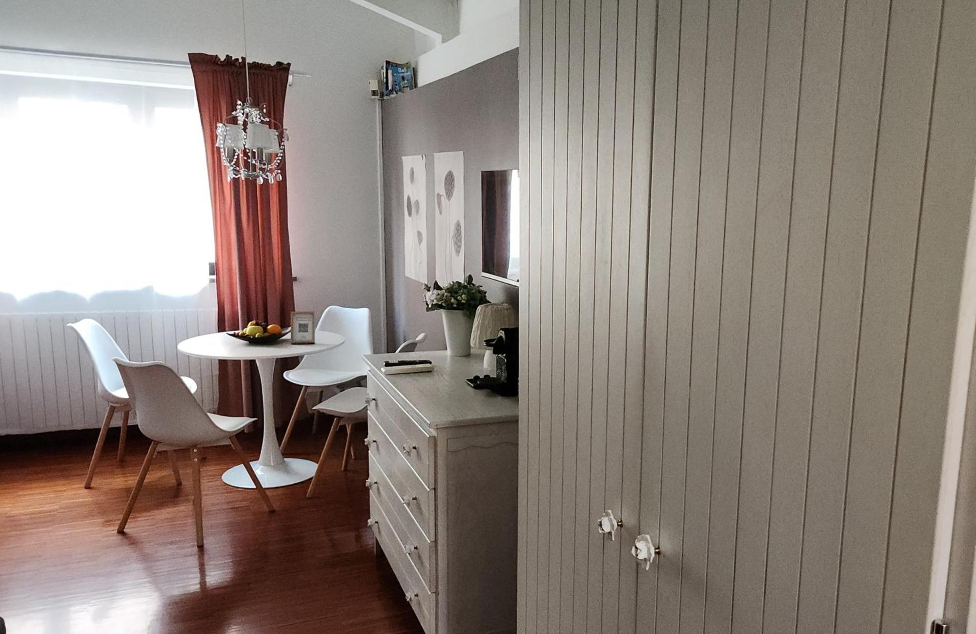 Gaia Suites - A Due Passi Dal Centro - Parcheggio Privato Турин Екстер'єр фото